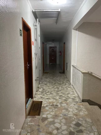 Imagem Apartamento no Canto do Forte a 3 quadras da praia - 1 dormitorio e uma vaga - A VENDA!!!