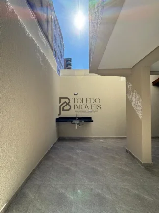 Imagem Casa Triplex de 2 dormitórios com suítes no bairro Tupi - Praia Grande