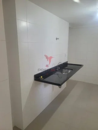Imagem Oportunidade No Miramar. Apartamento de 3 Quartos. Andar alto