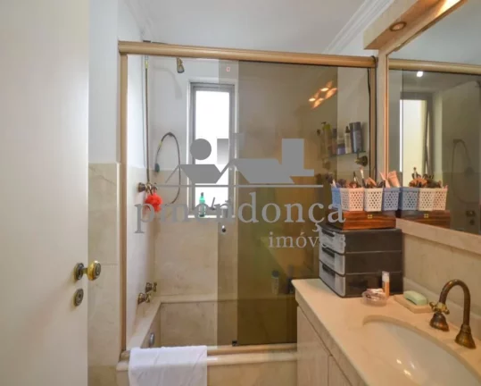 Imagem Apartamento 3 quartos, 3 suites, 3 vagas, 230 m2