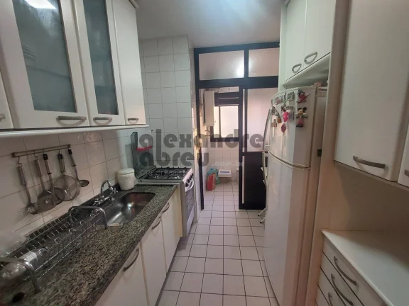 Imagem Apartamento com 3 dormitórios e 2 vagas à venda, 70 m² na Vila Andrade