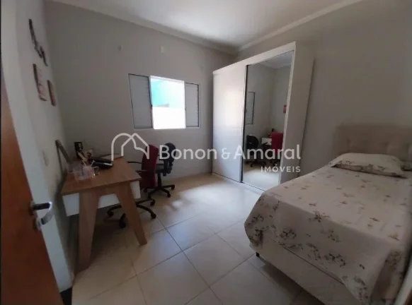 Imagem Lindo projeto arquitetônico em um dos condomínios mais valorizados da cidade! Esta charmosa casa t...