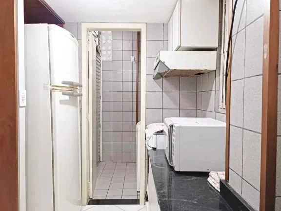 Imagem Apartamento de 2 dormitórios sendo 1 suíte e 1 vaga de garagem no Centro de Balneário Camboriú