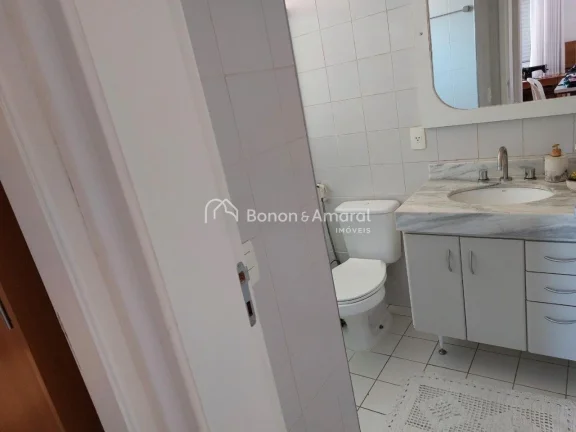 Imagem Em um dos bairros mais charmosos e tranquilos da cidade, este apartamento oferece conforto, versatil...