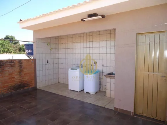 Imagem Casa com 2 dormitórios à venda, 158 m² por R$ 295.000,00 - Jardim Antártica - Ribeirão Preto/SP