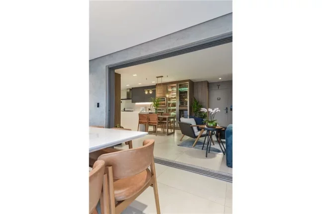 Imagem Apartamento com 3 Quartos à Venda, 131 m² em Mirandópolis - São Paulo