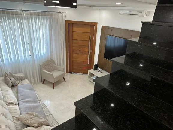 Imagem SOBRADO com 3 dormitórios à venda por R$ 950.000,00 no bairro Vargem Grande - PINHAIS / PR