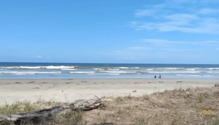 Imagem Lote balneário Araçá com 360m² por R$60.000,00 a 200m da praia