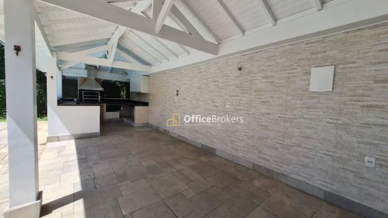 Imagem Casa à venda Residencial 5 com 4 dormitórios à venda, 620 m²