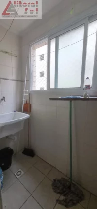 Imagem Apartamento à venda na Aviação, Praia Grande-SP: 1 quarto, 1 sala, 1 banheiro, 1 vaga, 45m² de área. Aproveite!