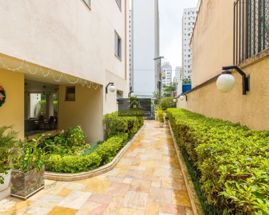 Imagem REGIÃO NOBRE BROOKLIN APARTAMENTO ESPAÇOSO 51,00 M 1 SUÍTE 1 VAGA SACADA PRECISA PEQUENA REFORMA COMÉRCIO VARIADO PRODUTOS SERVIÇOS PEQUENA CAMINHADA