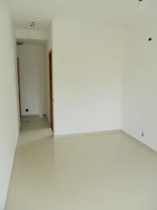 Imagem Praia de Pitangueiras, Local Nobre, Alto Padrão, Lazer Total, 2 Garagens, 145 m² úteis, Próximo ao Mar, Reformado.