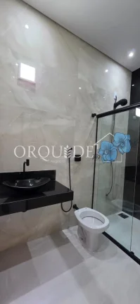 Imagem Imperdível Casa à Venda em Rio Verde-GO, Jardim Goiás: 3 Quartos, 2 Suítes, 1 Sala, 1 Banheiro, 2 Vagas, 130m²!