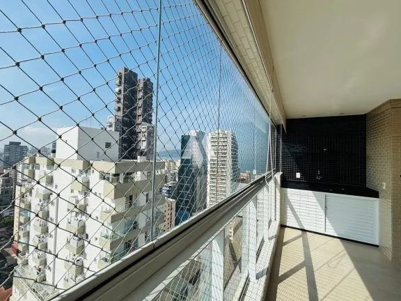 Imagem Apartamento vista ao mar no coração da Pompéia – 167m², 3 Suítes, Varanda Gourmet e 3 Vagas de Garagem