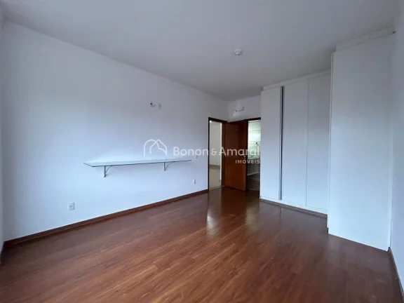 Imagem Sobrado disponível para locação no condomínio resort Reserva Real, em Paulínia. O imóvel conta...