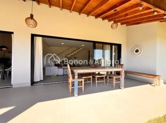 Imagem Charmosa casa de campo em um dos condomínios mais completos da região, perfeita para quem busca tr...