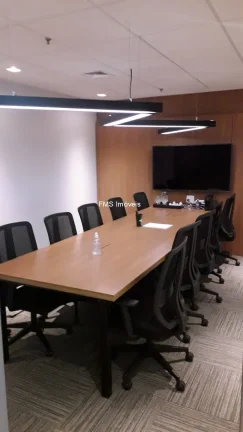 Imagem Conjunto comercial mobiliado com 300m2 no Itaim Bibi
