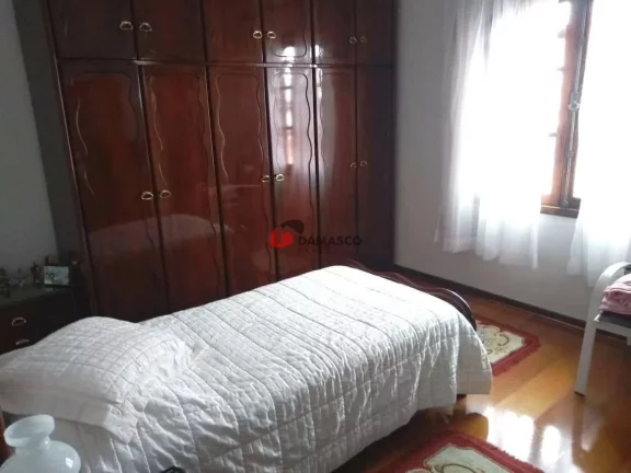 Imagem Sobrado à venda 4 Quartos, 2 Suites, 3 Vagas, 270M², Campestre, Santo André - SP