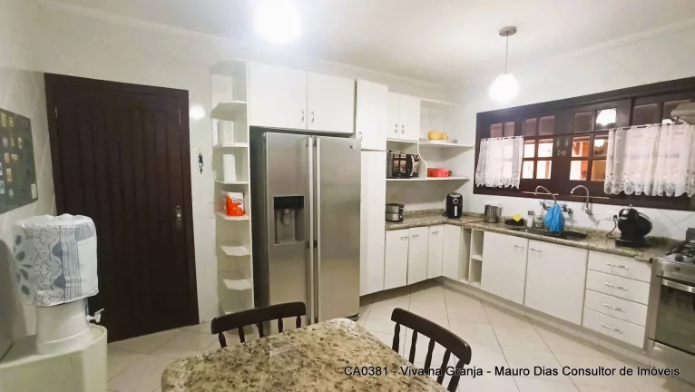 Imagem Casa com 4 dorm à venda, 418 m² por R$1.375.000 - Granja Viana - Cotia/SP
