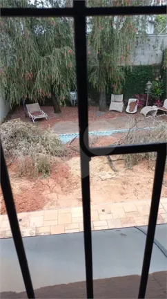 Imagem Sobrado à venda ou para alugar com 5 quartos, sendo 1 suíte, em Alto de Pinheiros, São Paulo - SP