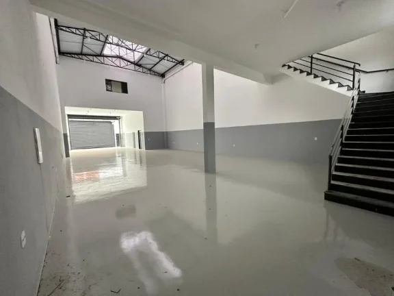 Imagem Galpão para Venda por R$3.200.000,00 e Aluguel á R$15.000,00/Mês com 440m², 1 sala, 3 banheiros e 3 vagas - Pq boturussu, São paulo / SP - Cód. 13696
