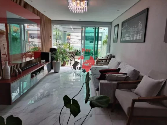 Imagem Lindo sobrado à venda, recentemente reformado, localizado na Vila Valparaíso, Santo André, com 3 dormitórios, sendo 1 suíte, 2 vagas, 196 m².