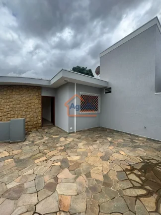 Imagem Casa à venda no bairro VILA PINHEIROS - Mogi Guaçu/SP