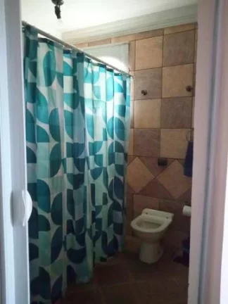 Imagem Sobrado com 235 metros de Construção 3 Dormitórios 2 Vagas de Garagens