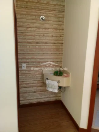 Imagem Venda, casa em condomínio Swiss Park, em Campinas.
Linda vista e definitiva, para os lagos e para o...