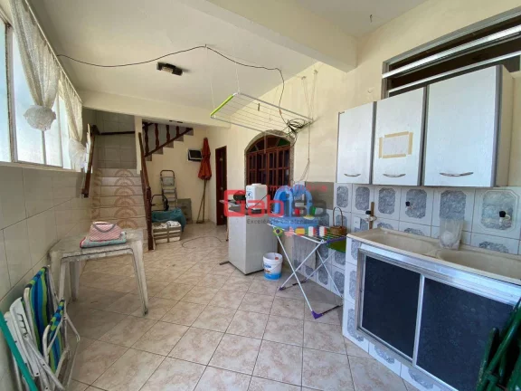 Imagem Casa com 7 dormitórios à venda, 380 m² por R$ 420.000,00 - Caminho de Búzios - Cabo Frio/RJ
