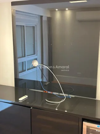 Imagem More em um apartamento de alto padrão em um dos endereços mais desejados de Campinas. Localizado e...