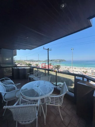Imagem Apartamento com 3 dormitórios à venda, 250 m² por R$ 3.500.000,00 - Centro - Cabo Frio/RJ