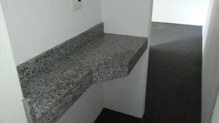 Imagem Conjunto comercial com vaga na Cincinato Braga