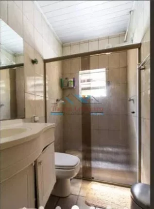 Imagem Sobrado com 4 dorm. (1 suíte) + 2 vagas - Jd. Bonfiglioli