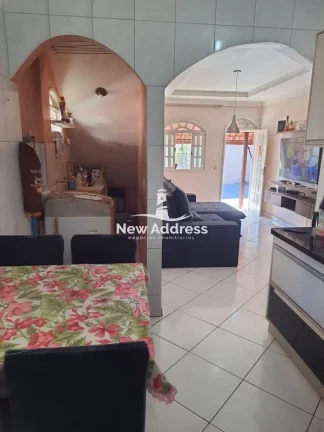 Imagem Oportunidade! Casa com terraço e quintal à venda em Alvorada - Vila Velha