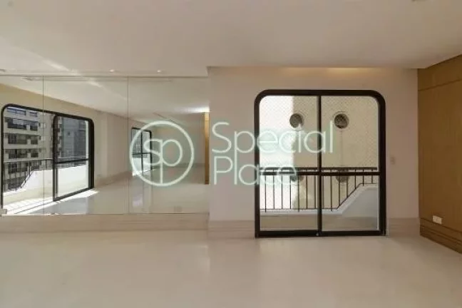Imagem Lindo apartamento com 293m2 de área privativa, 4 dormitórios ( 2 suítes) e 3 vagas na garagem. Ap...