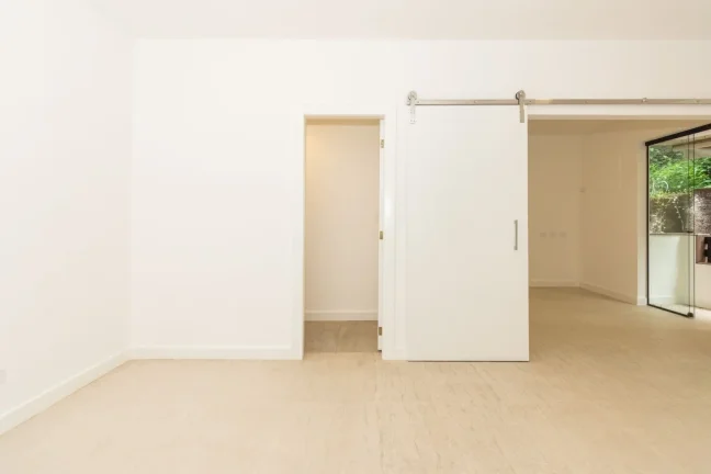 Imagem Apartamento Humaitá - 97M², 2 Dorms, 2 Suítes, 1 Vaga Demarcada, Varanda, Lavabo, Academia, Playground, Brinquedoteca, Salão de Festas.