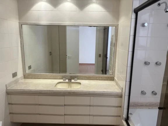 Imagem Apartamento de Luxo na Cidade Monções: 3 quartos, 3 suítes, 3 salas, 5 banheiros, 3 vagas de garagem - 216m²