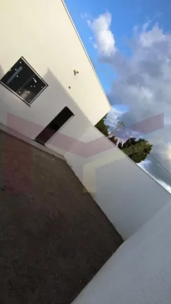 Imagem Casa 2/4 sendo 1 suite no Sim