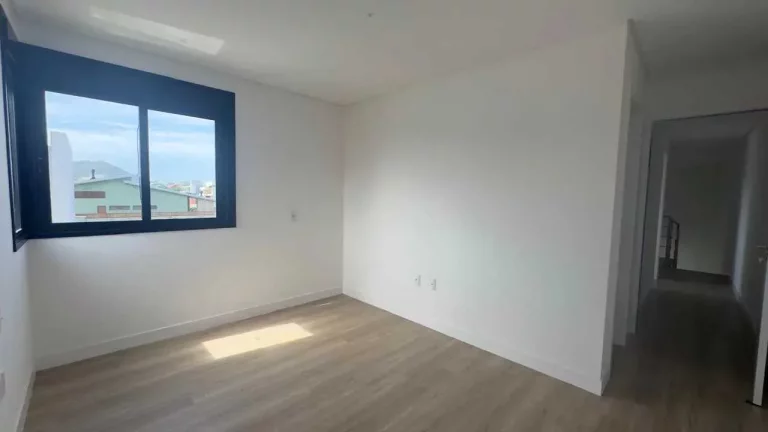 Imagem Casa com 3 suítes e 1 vaga garagem - Campeche | Florianópolis/SC