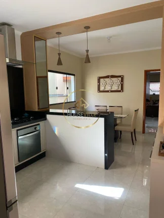 Imagem Casa Sobrado, 3 Dormitórios (sendo 1 suíte), 165m², Jardim das Industrias.