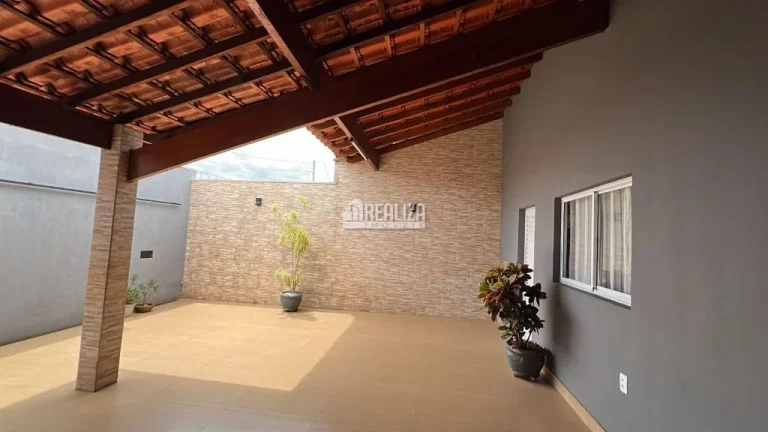 Imagem Casa à venda no Residencial Presidente Tancredo Neves em Uberaba