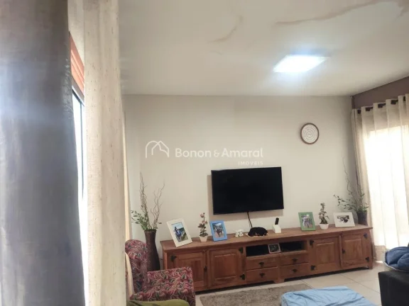 Imagem Se você sonha em viver com o charme e o conforto de uma casa de campo, esta é a oportunidade perfe...