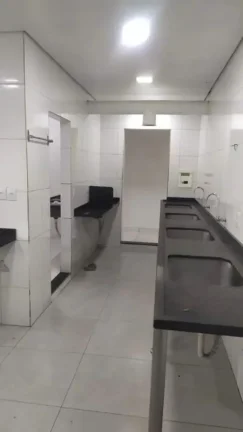 Imagem Salão Comercial para Locação no Centro de Sorocaba-SP: 130m², 1 Sala, 2 Banheiros