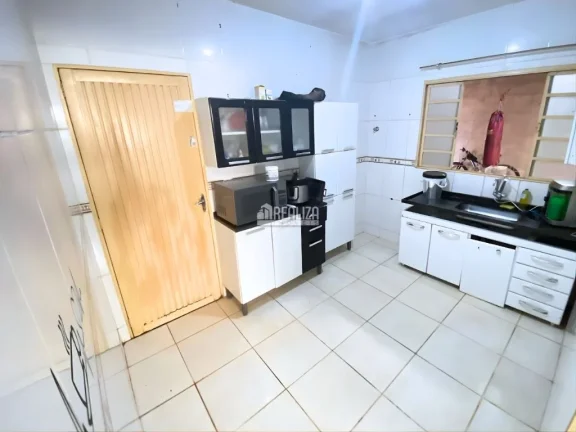 Imagem Casa à venda no Parque dos Buritis, Uberaba - Ótima oportunidade!