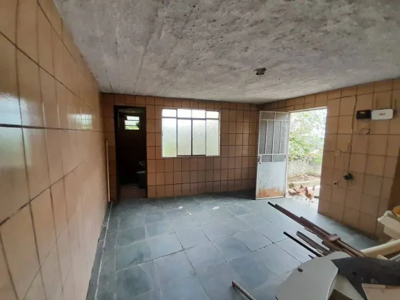 Imagem Casa à venda em Barbacena, São José, com 5 quartos, 102m2