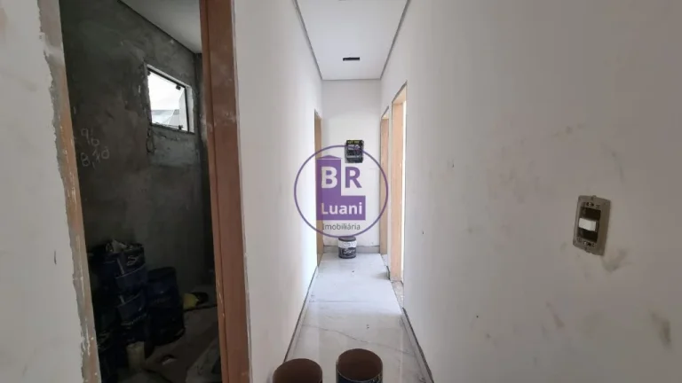 Imagem Casa Nova à Venda na zona leste em Londrina