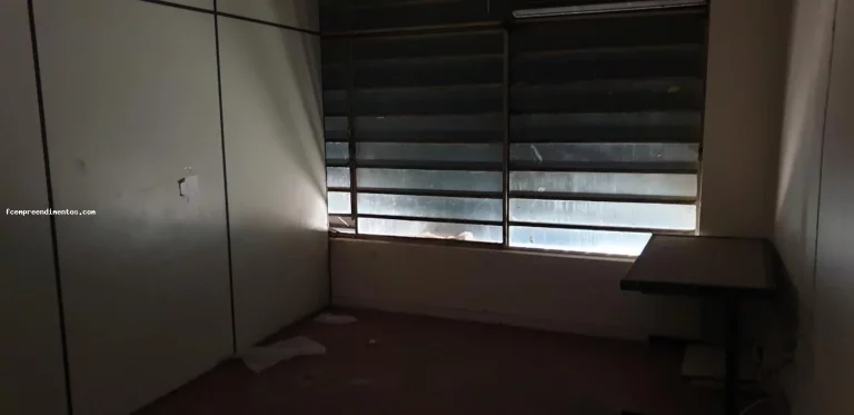 Imagem Sala Comercial para Locação em Limeira, Centro, 2 banheiros
