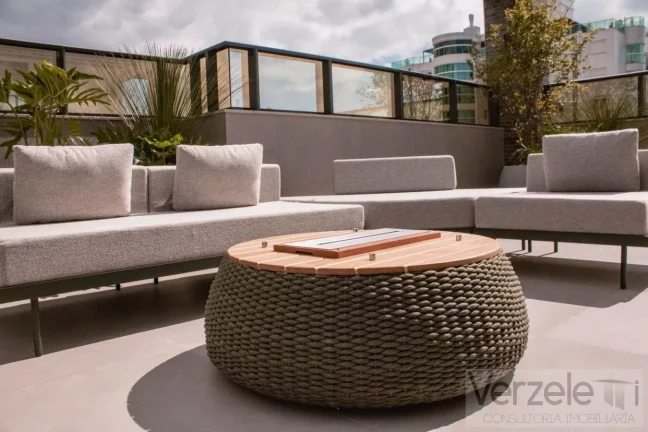 Imagem Apartamento 4 ou + dormitórios para Venda em Itajaí / SC no bairro Praia Brava de Itajaí