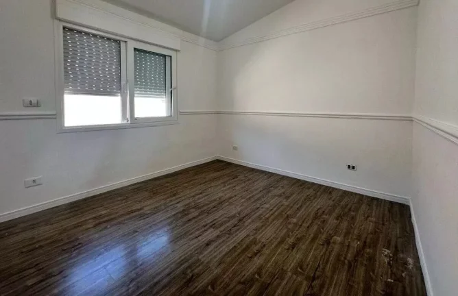 Imagem Casa para Venda em Atibaia, Vila Santista, 3 dormitórios, 1 suíte, 3 banheiros, 3 vagas